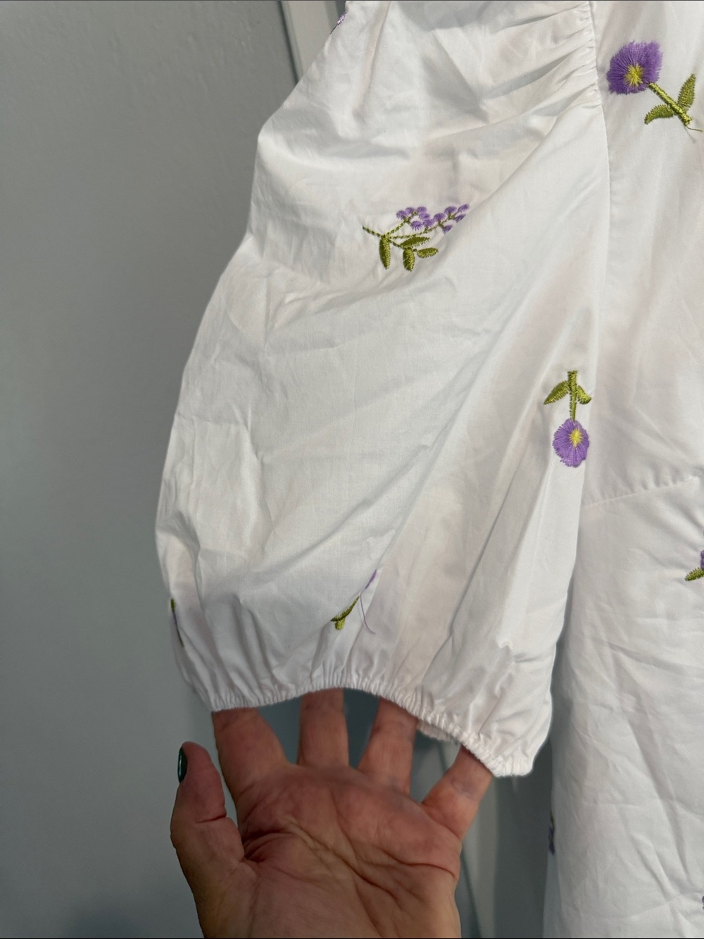English Factory White Blouse with Purple Floral Embroidery XL - Picture 4 of 8